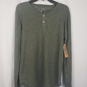 Green long sleeve shirt